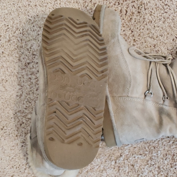 Cute Ugg Boots - Shearling Lined! - size 3 - Picture 5 of 6